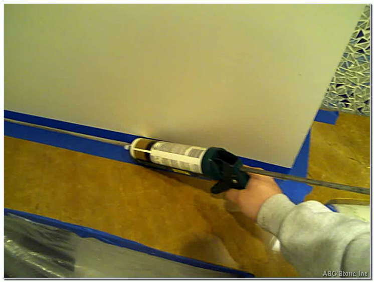 caulk restoration and recaulking image Alt TTag